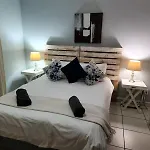 Smithland Centrally Located Accommodation