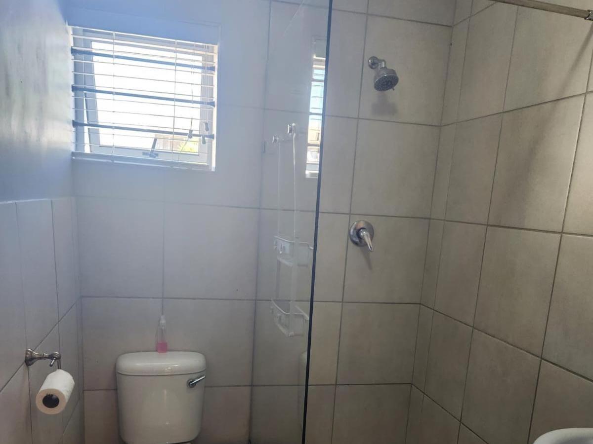 Smithland Centrally Located Apartment