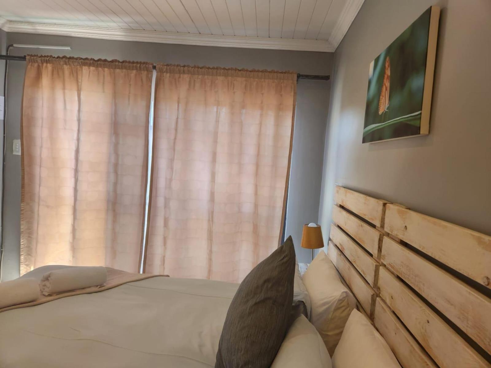 Apartment Smithland Centrally Located *