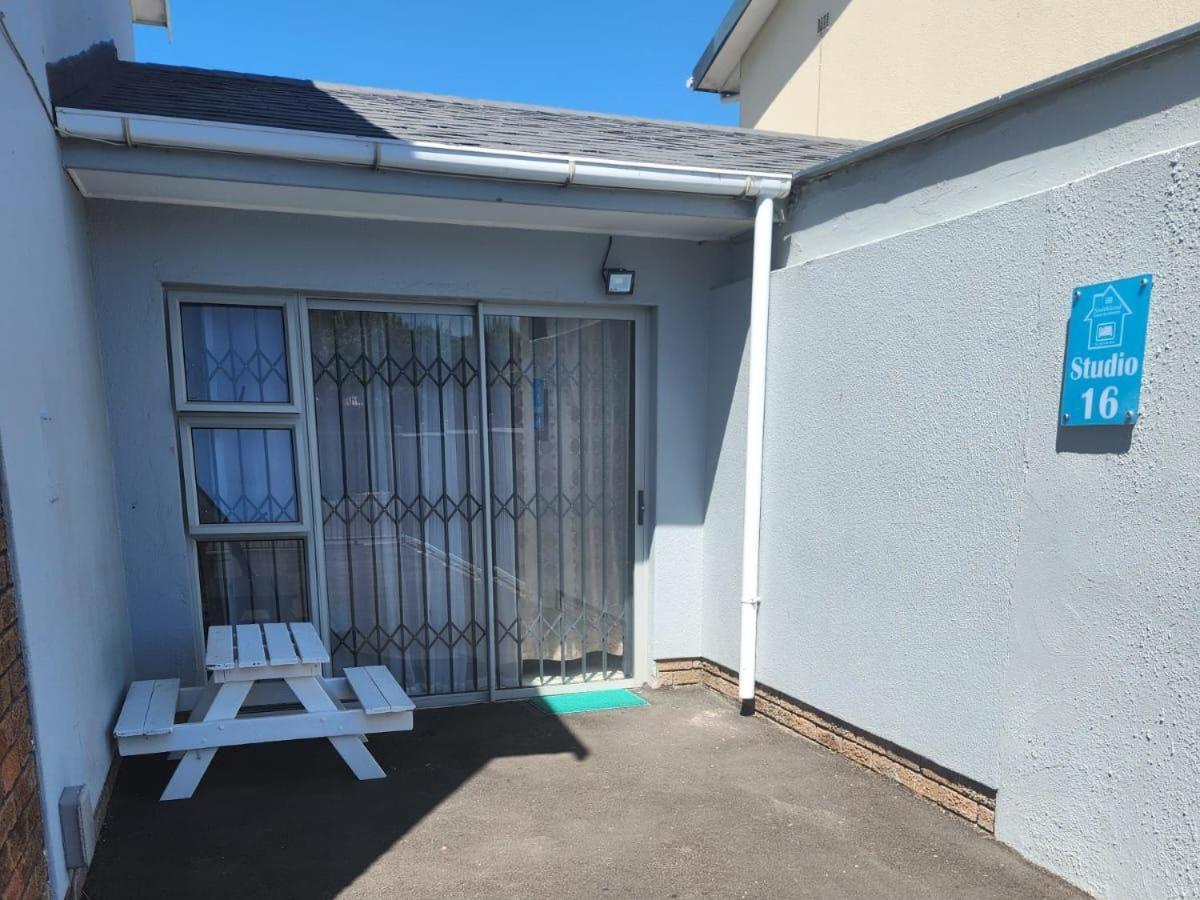 Apartment Smithland Centrally Located *