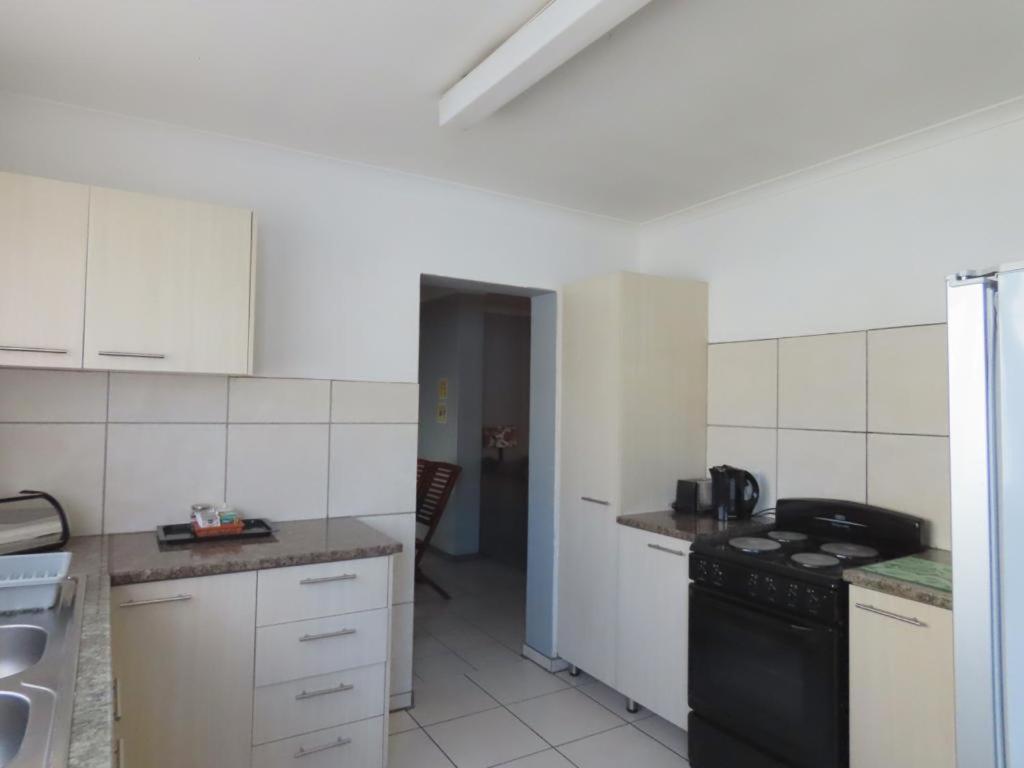 Smithland Centrally Located Cape Town