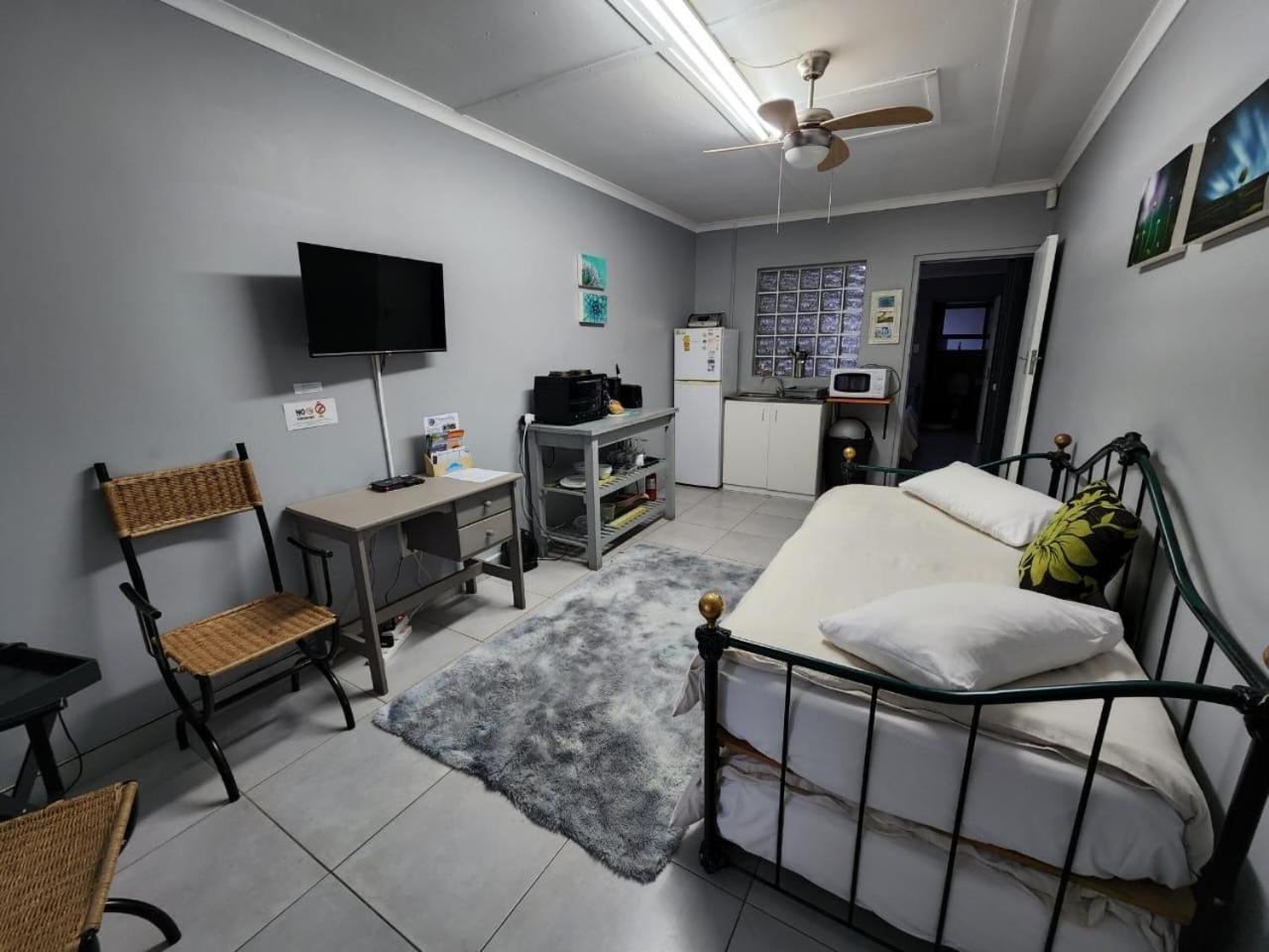 Apartment Smithland Centrally Located