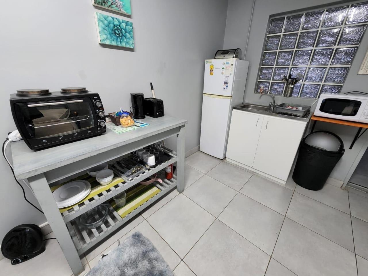 Smithland Centrally Located Apartment