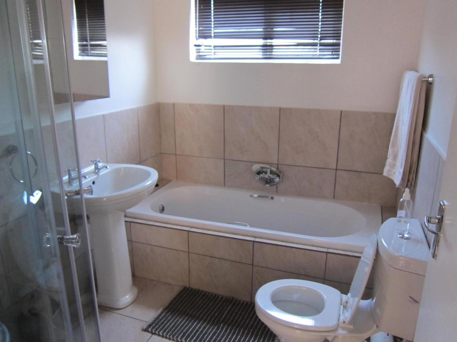 Smithland Centrally Located Apartment