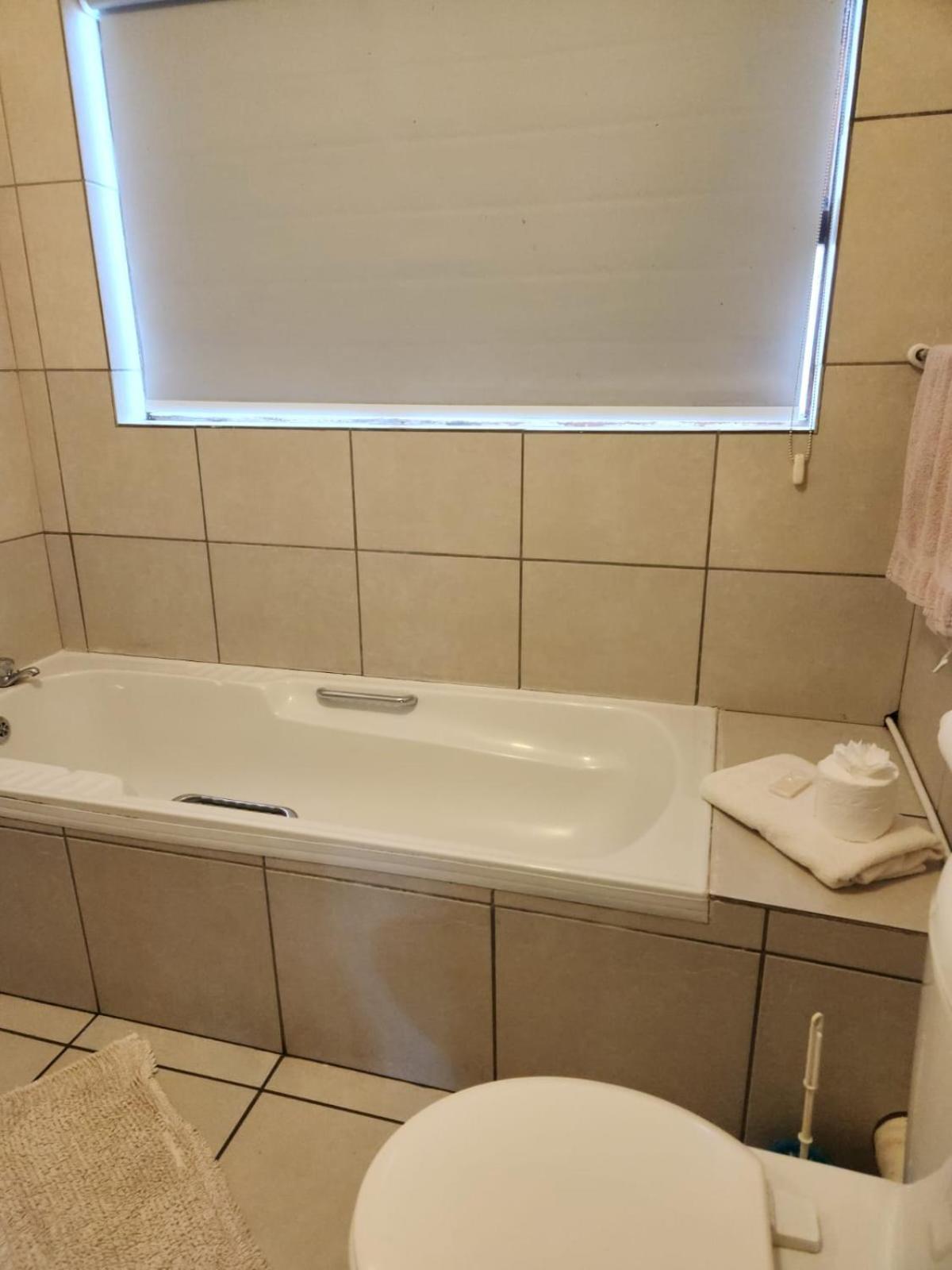 Apartment Smithland Centrally Located Cape Town
